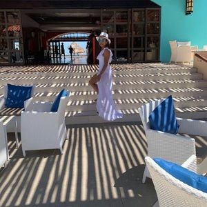 Meet your Posher, Yurany